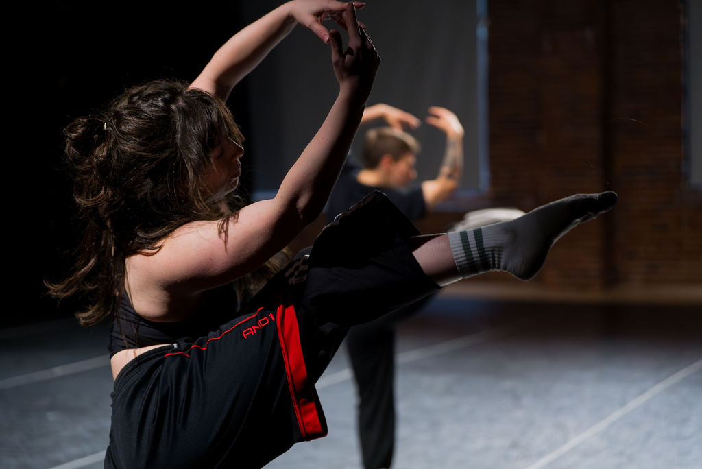 two dancers in rehearsal